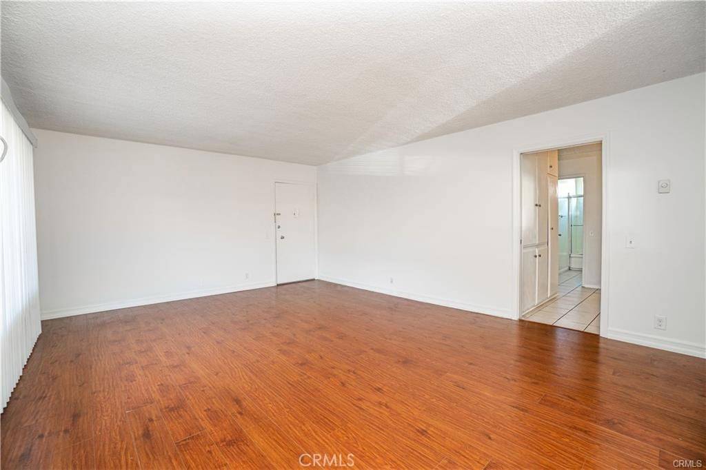 Sherman Oaks, CA 91403,4924 Kester AVE #1