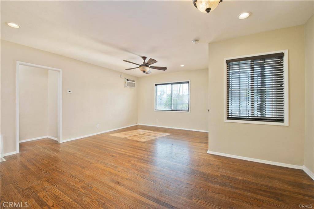 Encino, CA 91316,17919 Emelita ST