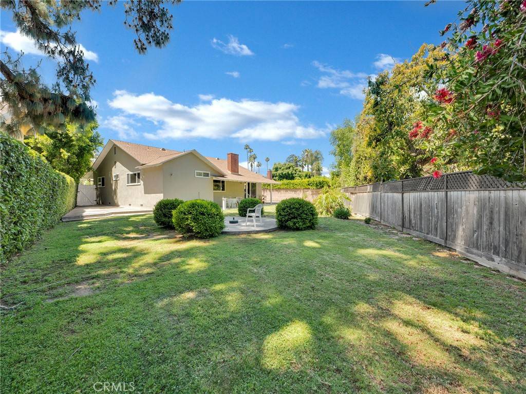 Encino, CA 91436,16135 Huston ST
