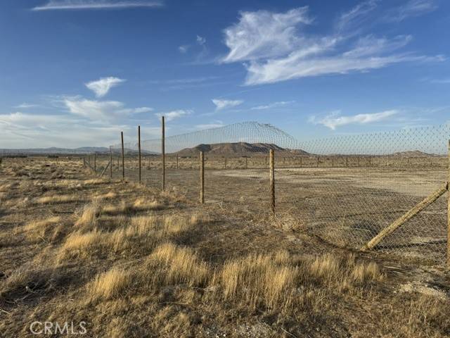 Rosamond, CA 93560,0 Sue AVE