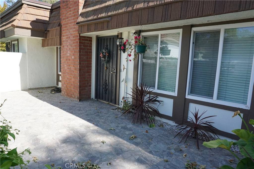 Chatsworth, CA 91311,22258 James Alan CIR #6