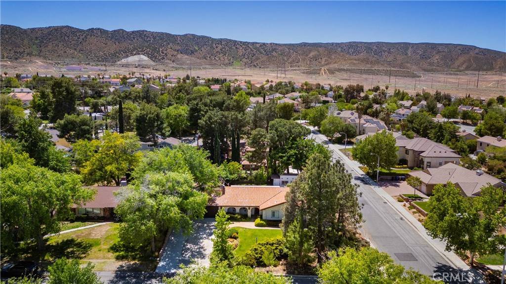 Lancaster, CA 93536,42077 Ivesgrove DR