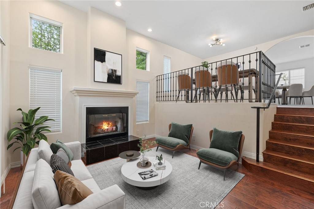 Granada Hills, CA 91344,15744 Devonshire ST