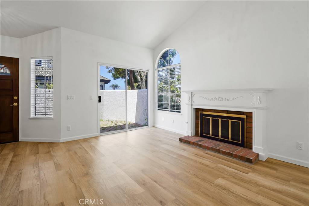 Port Hueneme, CA 93041,2667 Hurricane