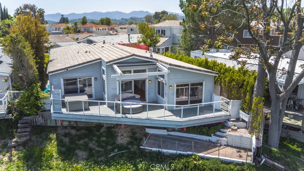 Topanga, CA 90290,1130 Mohawk