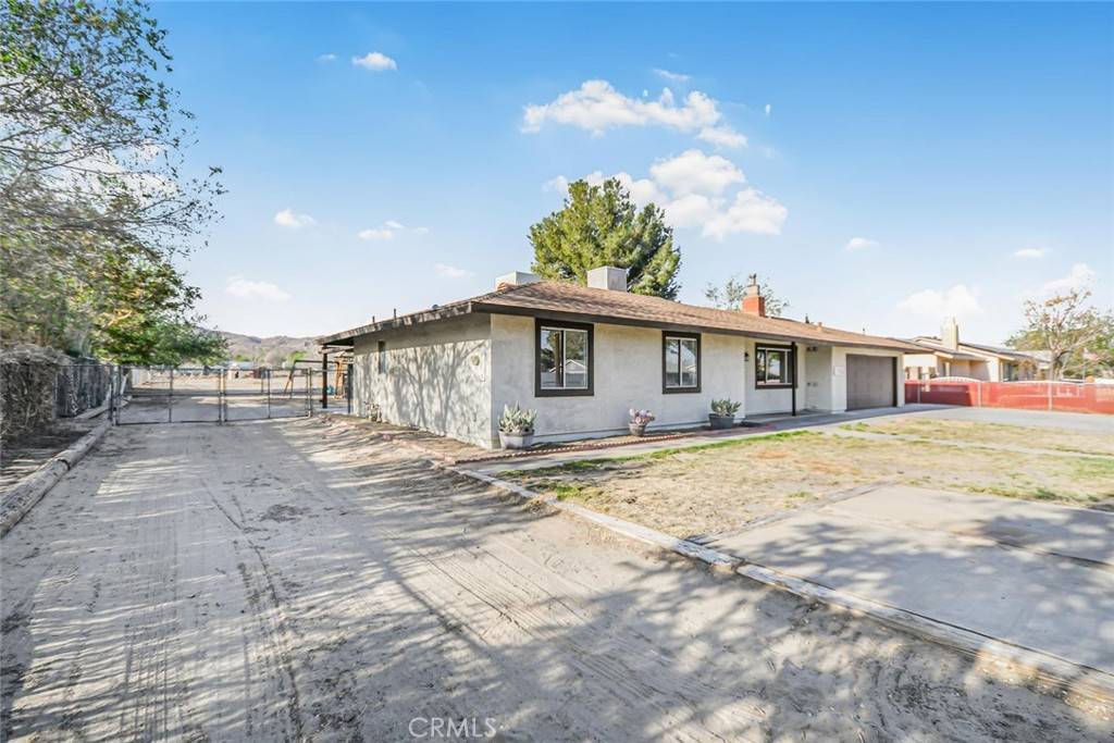 Lancaster, CA 93535,15620 Newmont AVE
