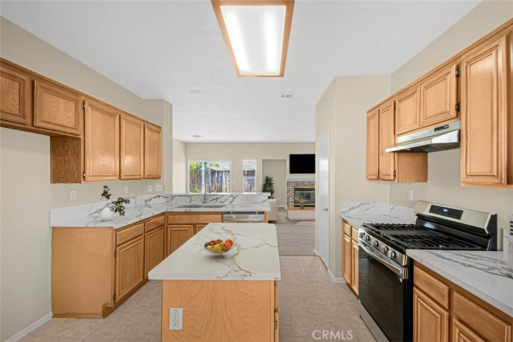 Lancaster, CA 93534,1805 W Avenue H5