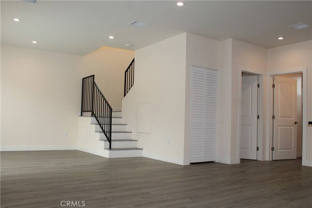 Sherman Oaks, CA 91403,5014 Kester AVE