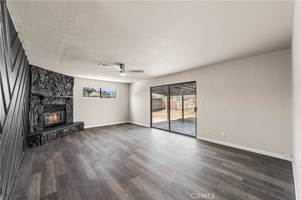 Lancaster, CA 93536,41705 50th ST W