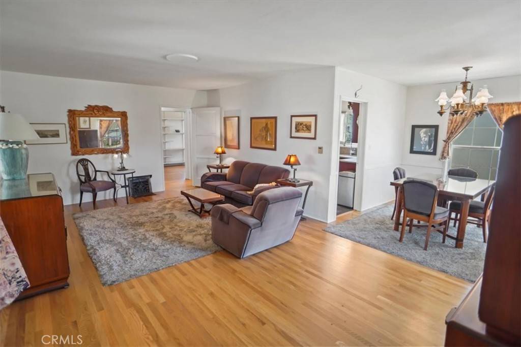 Valley Village, CA 91607,11948 Collins ST