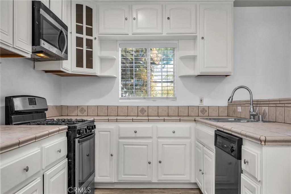San Pedro, CA 90731,543 W Santa Cruz ST W
