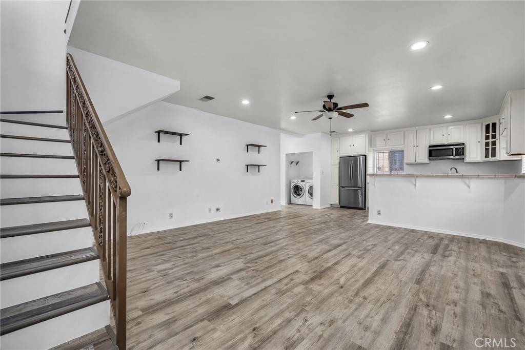 San Pedro, CA 90731,543 W Santa Cruz ST W