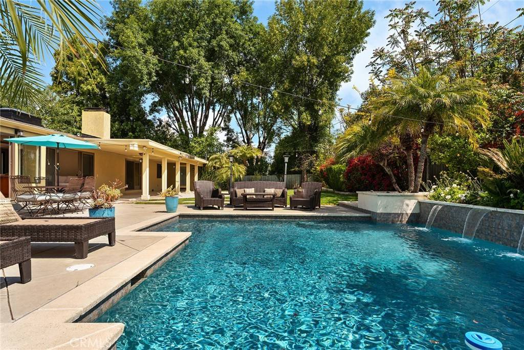 Tarzana, CA 91356,5214 Yolanda AVE