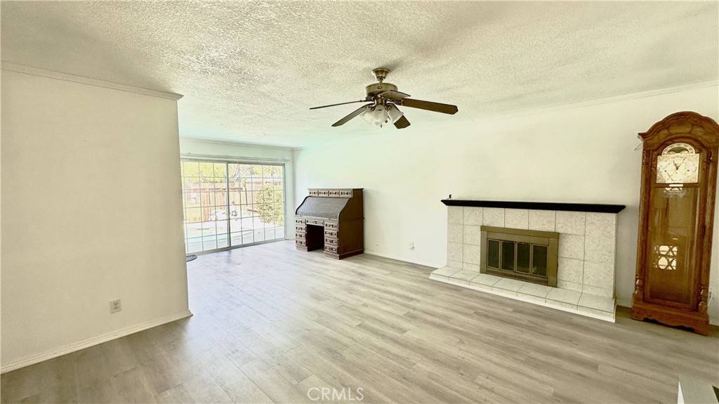 Simi Valley, CA 93063,1612 Elberta AVE