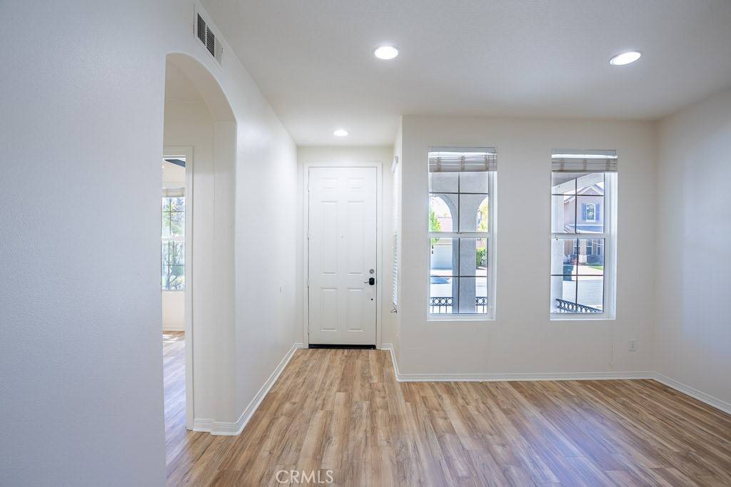 Valencia, CA 91354,23857 Rio Rancho Way
