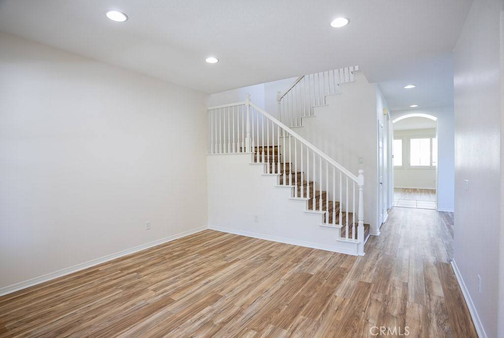 Valencia, CA 91354,23857 Rio Rancho Way