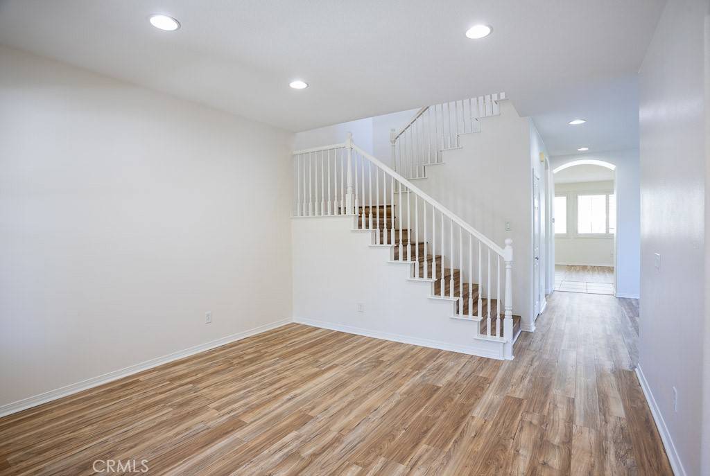 Valencia, CA 91354,23857 Rio Rancho Way