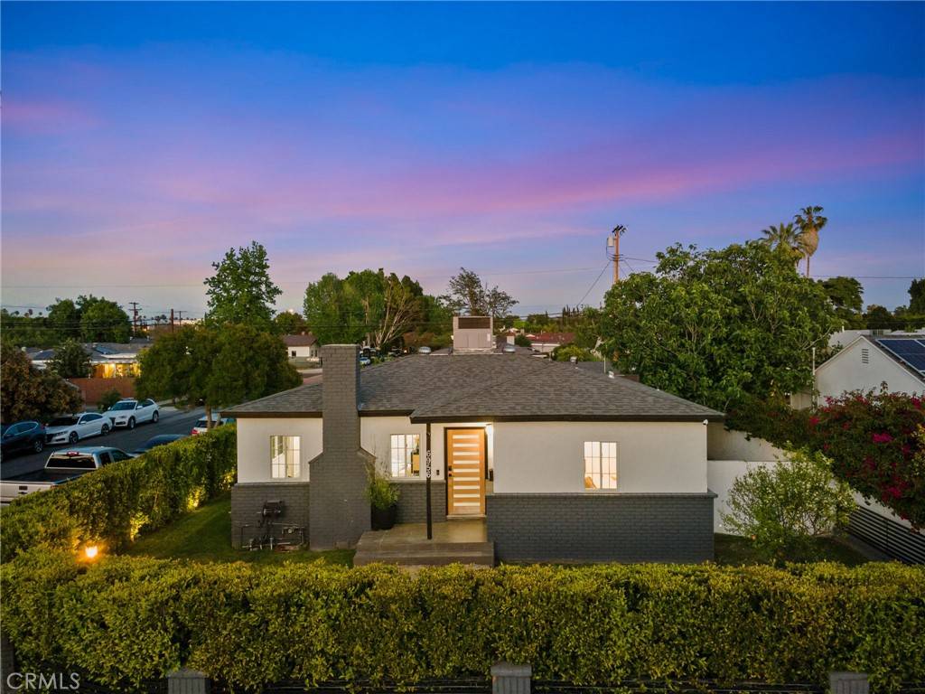 Reseda, CA 91335,6956 Corbin AVE