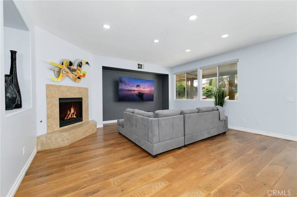 Murrieta, CA 92563,33721 Verbena AVE