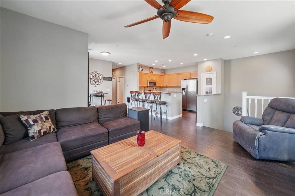 Sylmar, CA 91342,13836 Balboa BLVD #164