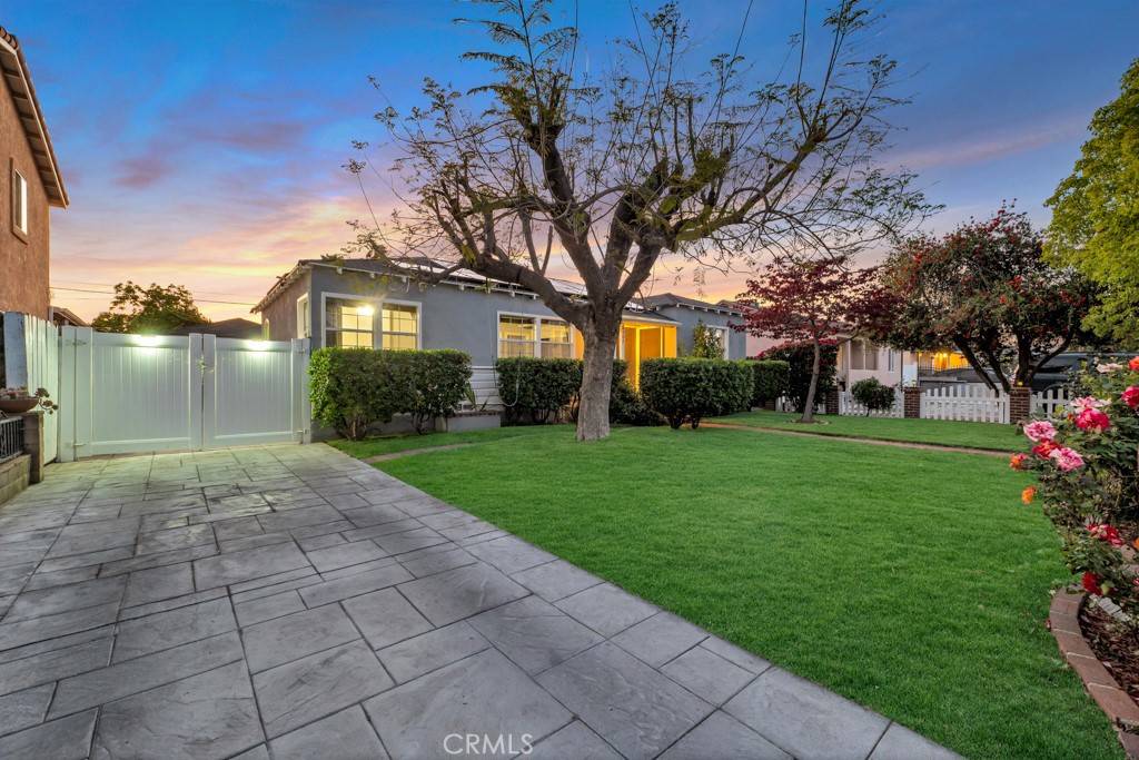 North Hollywood, CA 91606,6507 Gentry AVE