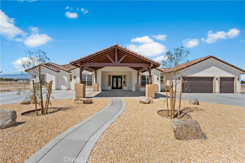 Lancaster, CA 93536,7117 Avenue A-4
