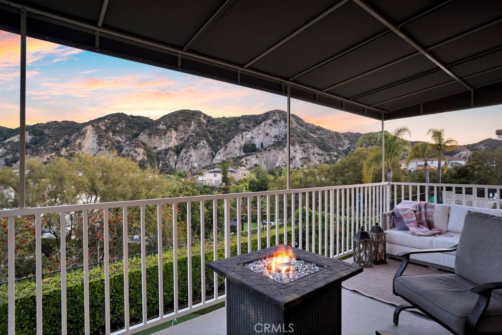 Stevenson Ranch, CA 91381,26238 Beecher LN