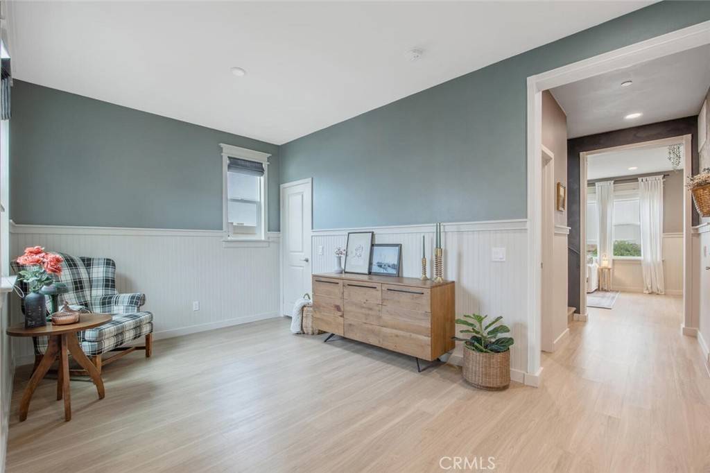 Saugus, CA 91350,18147 Jupiter LN