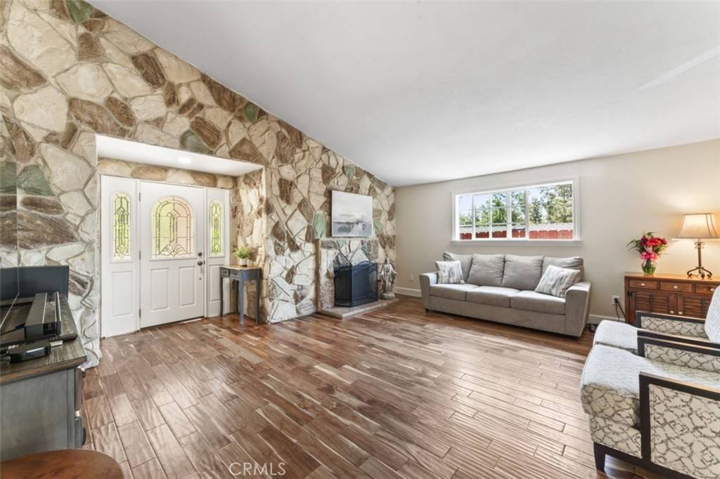 Sylmar, CA 91342,14063 Tucker AVE