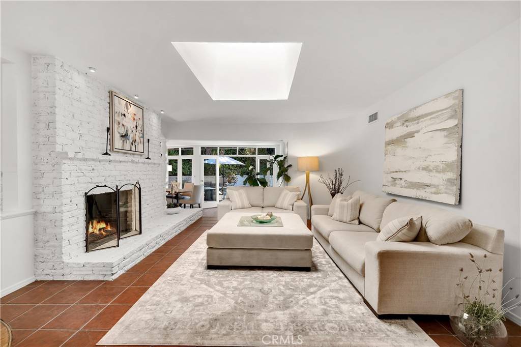 Studio City, CA 91604,10860 Willowcrest PL