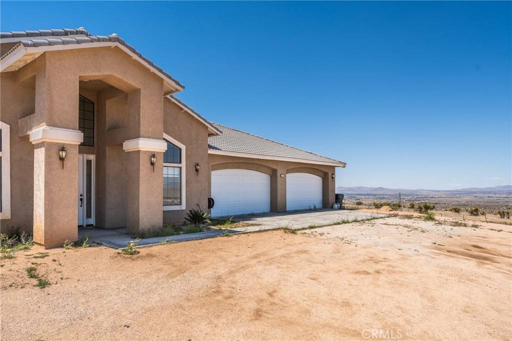 Apple Valley, CA 92308,9170 Japatul RD