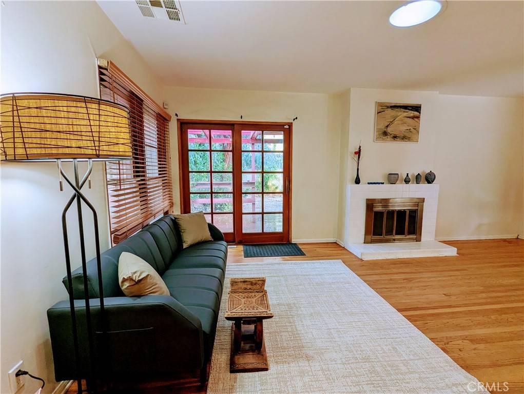 Sherman Oaks, CA 91411,15123 Killion ST
