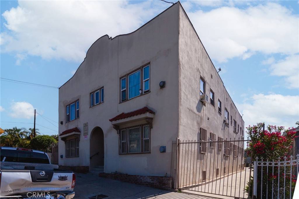 Los Angeles, CA 90004,432 N Virgil AVE