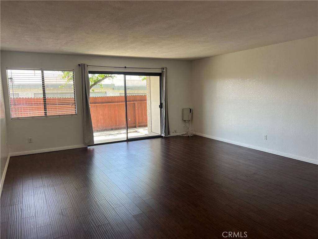 Pomona, CA 91767,3636 Sumner AVE #111