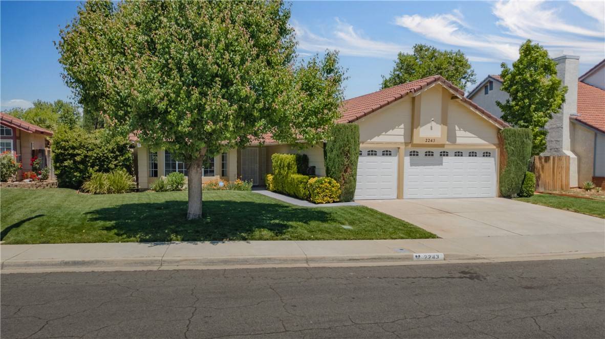 Palmdale, CA 93550,2243 Brighton CT