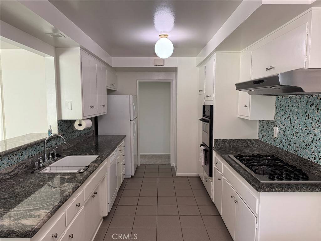 Chatsworth, CA 91311,10131 Oso AVE