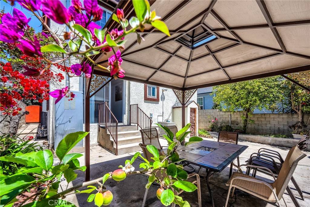 San Pedro, CA 90731,545 W Santa Cruz ST W