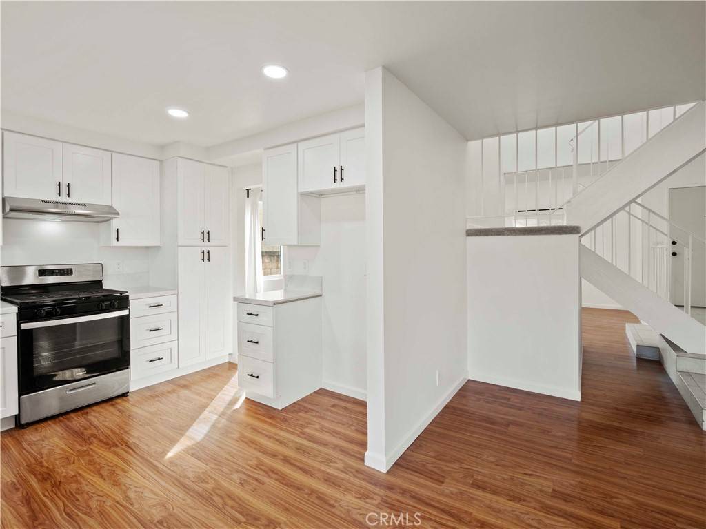 Saugus, CA 91350,27572 Caraway LN