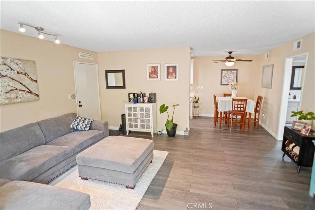 Castaic, CA 91384,31732 Ridge Route RD #111