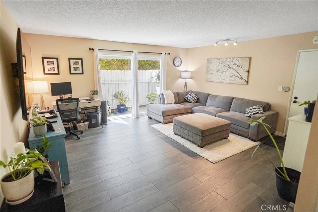 Castaic, CA 91384,31732 Ridge Route RD #111