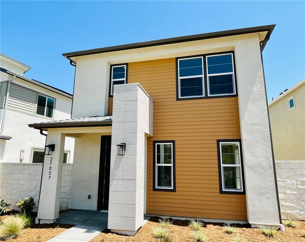 Valencia, CA 91355,27057 Trail View