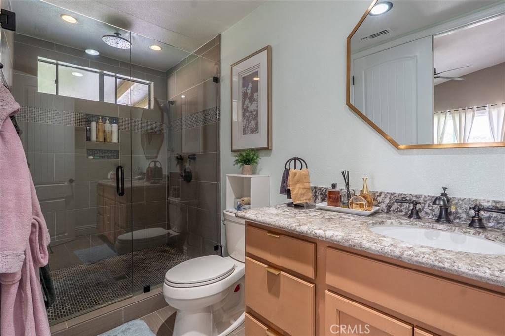 Saugus, CA 91350,27295 Via Marcia