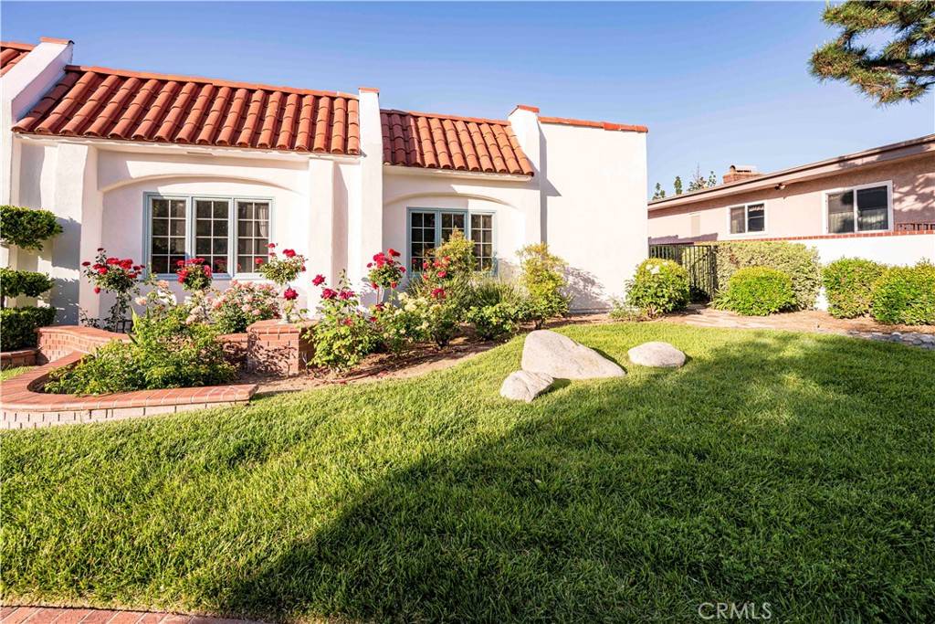 Westlake Village, CA 91361,32385 Lake Pleasant DR