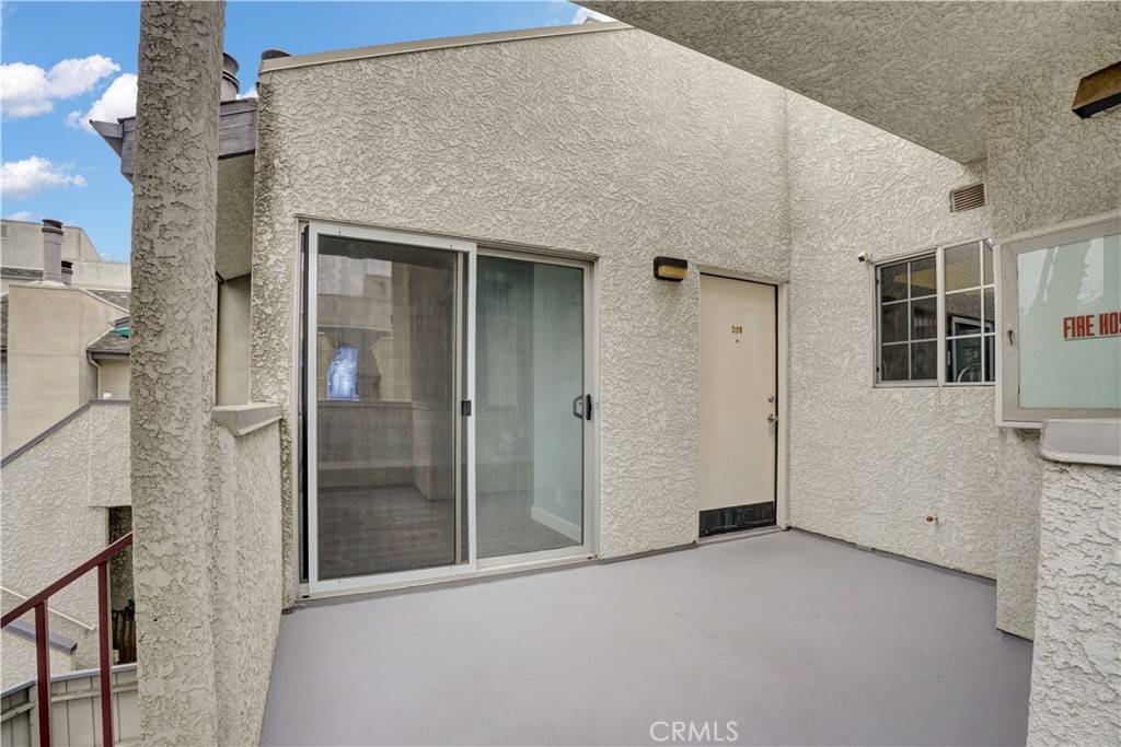 Winnetka, CA 91306,20155 Keswick ST #209