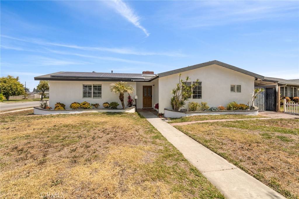 Buena Park, CA 90620,8142 San Huerta CIR