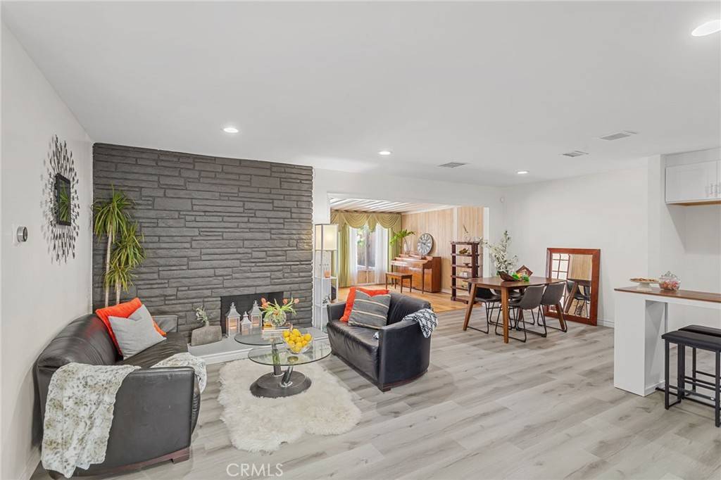 Buena Park, CA 90620,8142 San Huerta CIR
