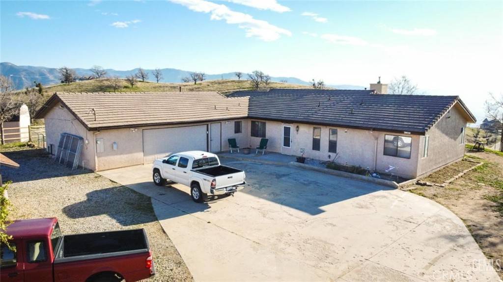 Tehachapi, CA 93561,30830 Roan CT
