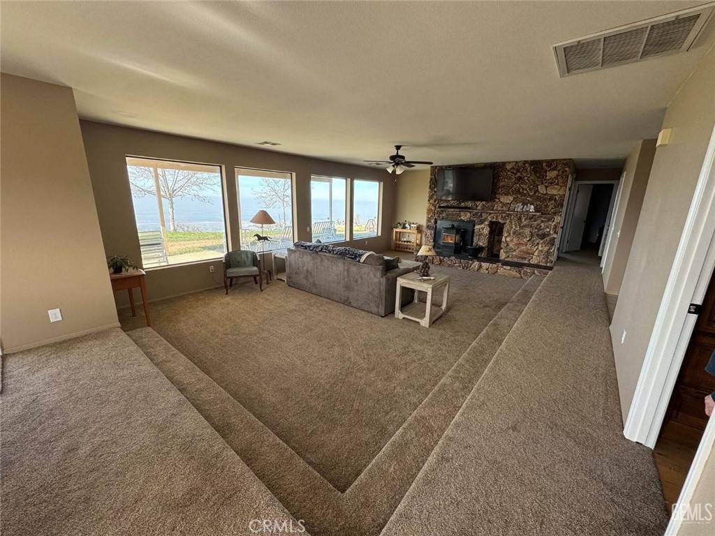 Tehachapi, CA 93561,30830 Roan CT