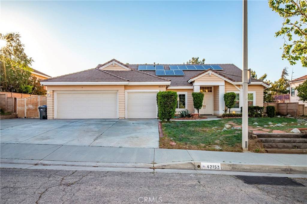 Lancaster, CA 93536,42153 Parkmont DR