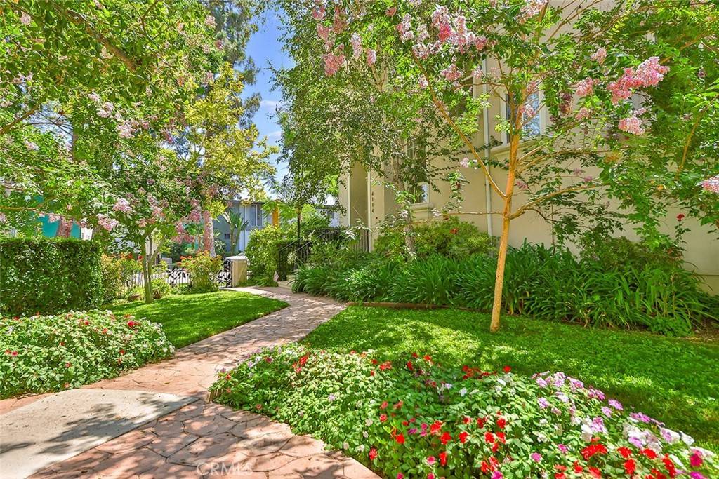 Burbank, CA 91505,4114 W Kling ST